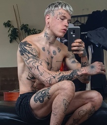 I am not gay select boys tube 5fa02ab686b06.jpg