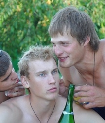 start to enjoy gay tube 5fa3fea1ce7be.jpg