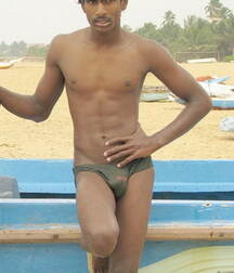 kiss gay tube shirtless boys 5faf04b67b373.jpg