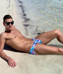 wow sexy boys active gay tube 5fc139ea08a32.jpg
