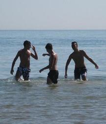 teens fun gold gay tube 01 5fc54c88f32b2.jpg
