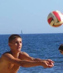 teens happy gay tube fun gold 05 5fc54fdab954e.jpg