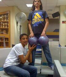 teens happy gay tube fun gold 05 5fc54fdde9f81.jpg
