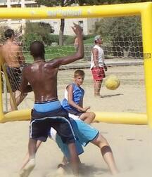 teens happy gay tube fun gold 05 5fc54fe1927ec.jpg