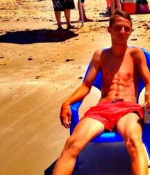 teens happy gay tube fun gold 05 5fc54ff9cfa27.jpg