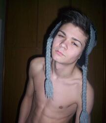 looking good gay tube shirtless