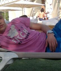 looking good gay tube shirtless 5fc7e664dd7ca.jpg