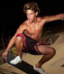 fantastic teens gay tube happy boys 5fcd43a7b46f0.jpg