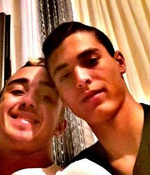 full of nice teens gay tube 5fd14c972b5c0.jpg