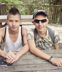 full of nice teens gay tube 5fd14cab48c14.jpg