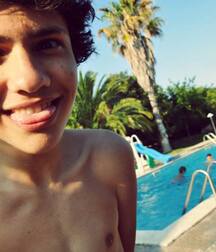gay tube shirtless boys again 5fd25bbce9d8c.jpg