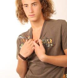 amazing boys gay tube luster  5fd7dc95c5534.jpg