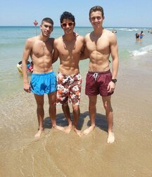 friends and boys gay tube 5fda34e9c5d64.jpg