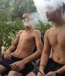 coucher avec twink gay tube 5fda7bc1611a0.jpg