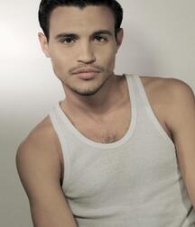 les plus beaux gay tube 5fdbc61c39708.jpg