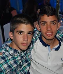 les plus beaux gay tube 5fdbc626d3edd.jpg