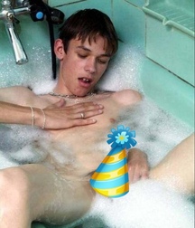 Russian boys gay tube 5fe0b5f5e6099.jpg