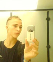 amis de Paris gay tube 5fe7566057369.jpg