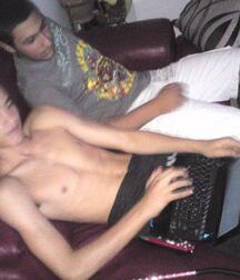 amis de Paris gay tube 5fe756f43127d.jpg