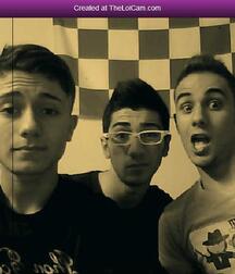 amis de Paris gay tube 5fe75769764cf.jpg