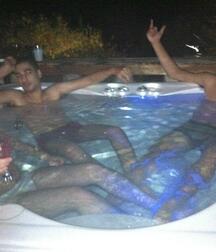 amis de Paris gay tube 5fe757de2a628.jpg