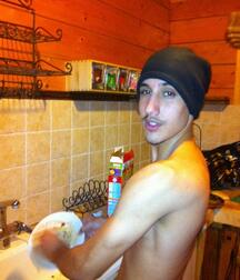 amis de Paris gay tube 5fe757f77fa60.jpg