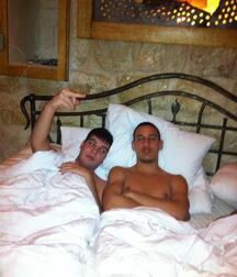 amis de Paris gay tube 5fe7580682815.jpg