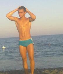 heteros wonder shock gay tube 5feb8755bf538.jpg