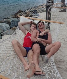 nice Saturday gay tube 5ff097cc4c0a4.jpg