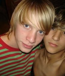 happy ados gay tube 5ffb70e629a73.jpg