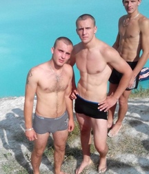 follow the boys porn 5ffdb14220c52.jpg