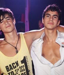 hetero teens gay boys cam 6001f6807eae1.jpg