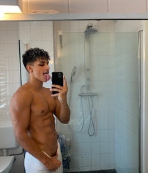 gay tube some exciting boys 600b4318658ee.jpg