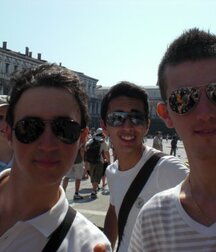 gay tube les plus beaux 600f3b31b0e20.jpg