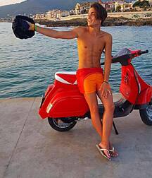 maxi hyper boys gay boys tube 601ab1215043d.jpg