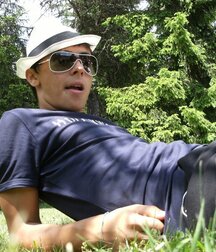 les amis hetero gay tube 601ac9c0ae8fe.jpg