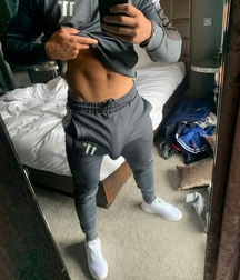les amis hetero gay tube 601ac9e8bb700.jpg