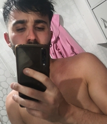 petite collection gay tube 60217ac36e411.jpg