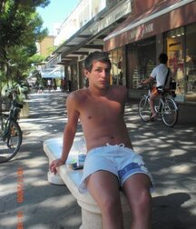 inside hetero teens gay tube 602192f41c542.jpg