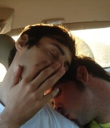 kiss gay tube cute 602d4758567a2.jpg