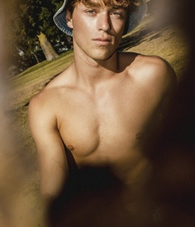 boy hommes gay hard tube 602ecd9ef3179.jpg