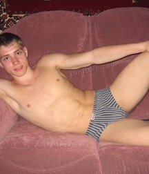boy hommes gay hard tube 602ece3357499.jpg