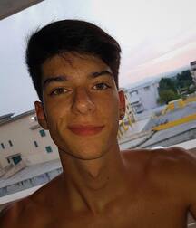 strange hetero gay tube 603032ca933ee.jpg