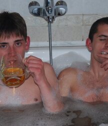 vie en rose gay tube 603534f92efb5.jpg