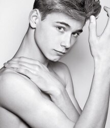 gay temptation tube boys 60354383a950b.jpg