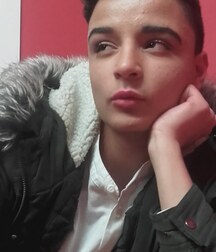 la folie des garçons twink tube 613b4f80b6c78.jpg