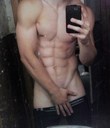 folie des images gay porn 6193d9d651263.jpg