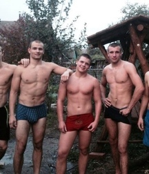 Russian soldiers twink tube guys 61bf4278b3085.jpg