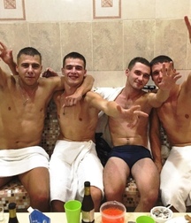 Russian soldiers twink tube guys 61bf43058edcf.jpg
