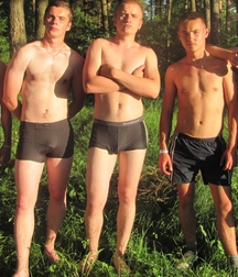 Russian soldiers twink tube guys 61bf431a209fe.jpg